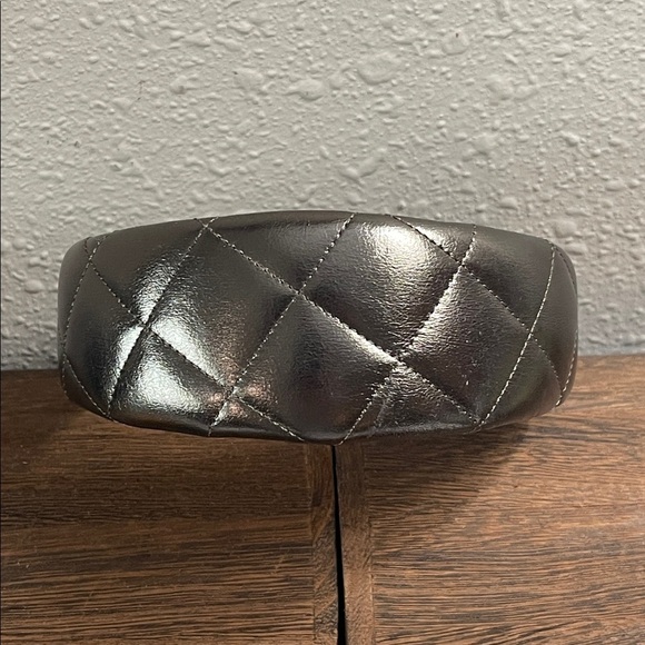 BURBERRY BRONZE GENUINE LEATHER QUILTED HEADBAND main image 7